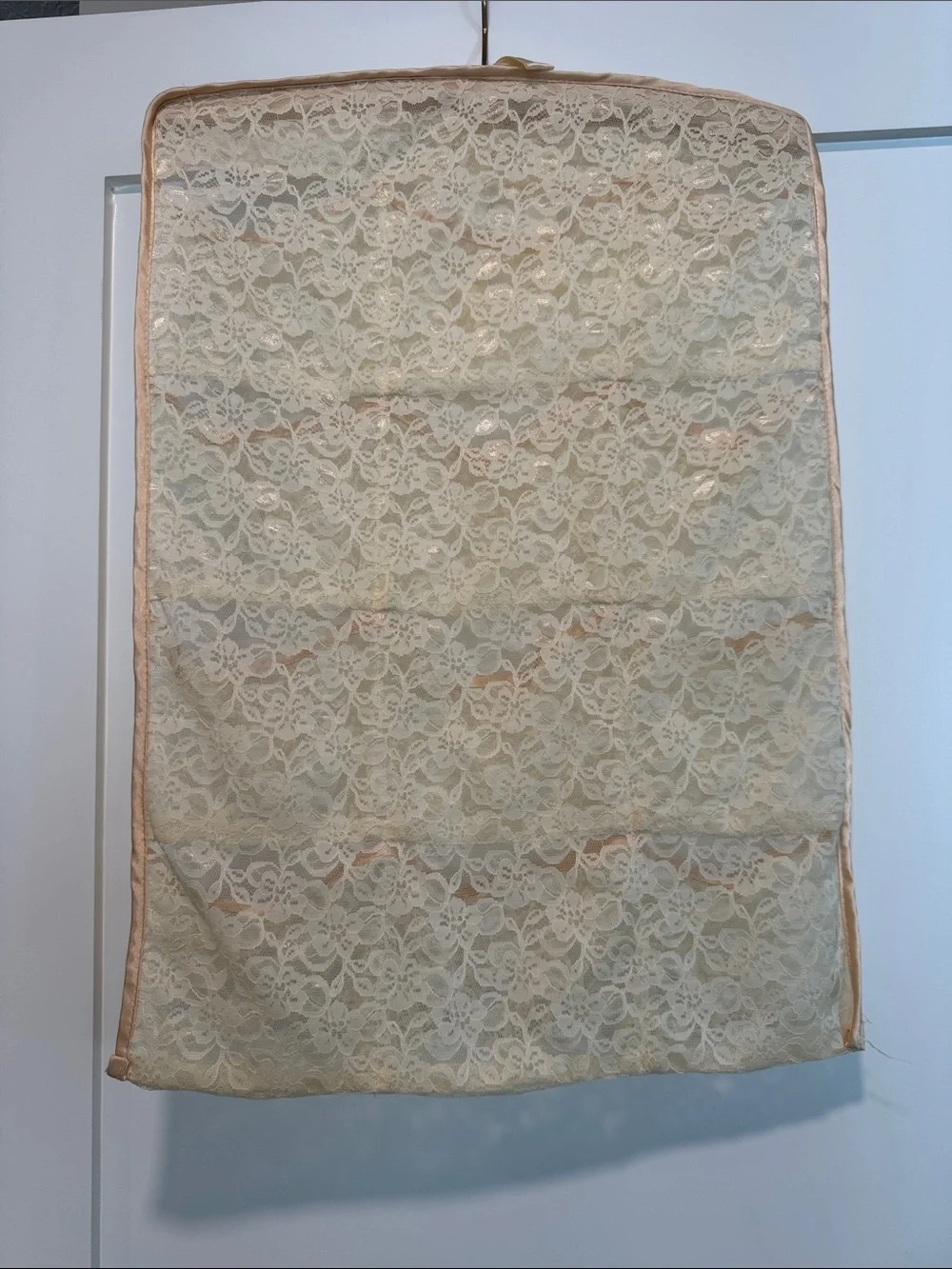 Vintage Lace Cream sock, hose, underwear storage